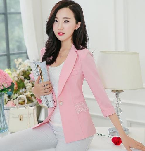 秋季必备修身小西装:时尚显瘦小西装搭配(图) 秋季必备修身小西装:时尚显瘦小西装搭配(图)