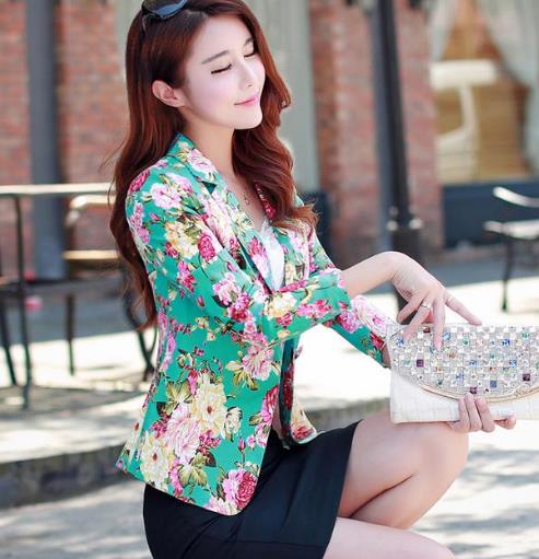 秋季必备修身小西装：时尚显瘦小西装搭配（图）