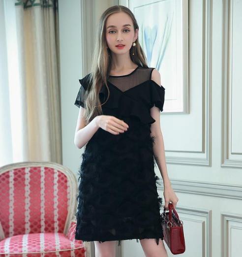 时尚连衣裙搭配：6款连衣裙彰显高贵名媛范（图）