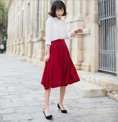 不过时的百褶裙你买了吗：经典时髦百褶裙推荐（图）
