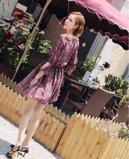 七分袖印花连衣裙分享：穿出与众不同的时尚感