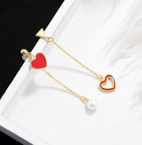 流苏耳环更能凸显精致脸庞:时尚百搭耳环分享(图) 流苏耳环更能凸显精致脸庞:时尚百搭耳环分享(图)