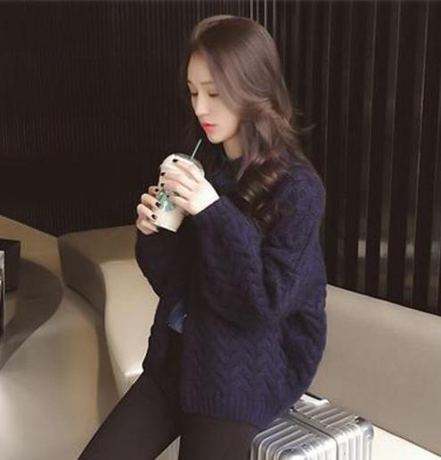 适合秋季单穿的针织毛衣：韩版V领麻花毛衣（图）