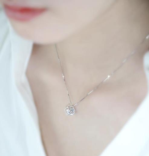 我的前半生罗子君同款项链：简约百搭项链推荐（图）