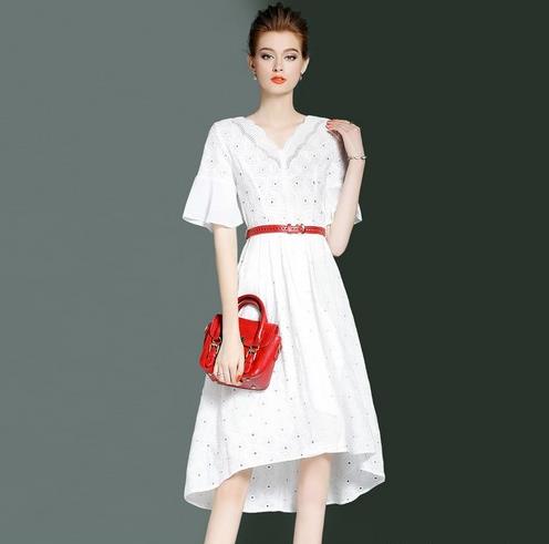 镂空短袖高腰连衣裙搭配：5款搭出华丽复古风