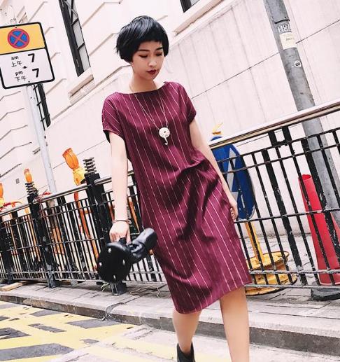 条纹裙大集合：条纹衬衫裙展现含苞待放之美（图）