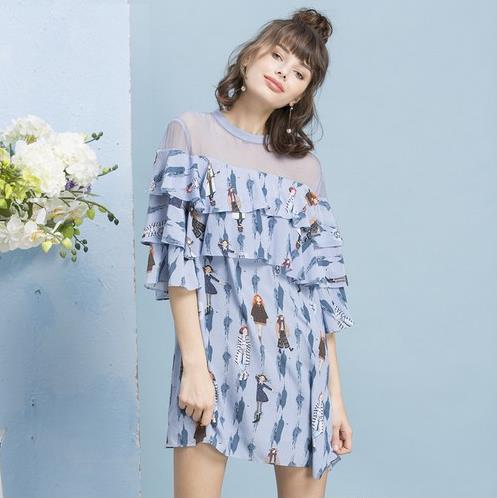 圆领印花连衣裙搭配：5款连衣裙打造性感小清新