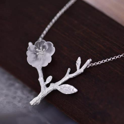 雨中花手工项链搭配：新款时尚百搭项链推荐（图）