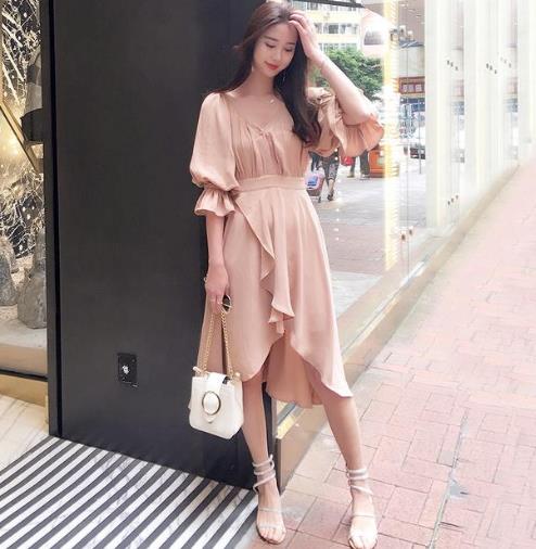 2017流行甜美淑女范的连衣裙：彰显高挑又迷人（图）