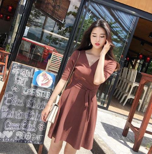 2017流行甜美淑女范的连衣裙：彰显高挑又迷人（图）