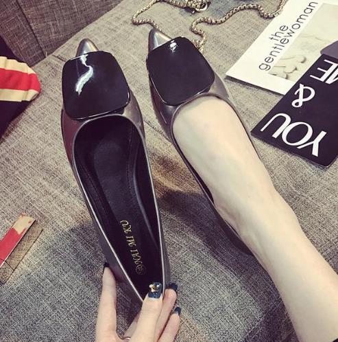 时尚尖头平底单鞋：6款单鞋搭出显高时髦感（图）