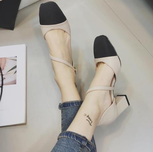 小个子穿秋季性感高跟单鞋：轻松告别小短腿（图）