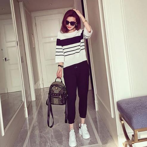 秋款百搭舒适的套装:好穿又时髦套装搭配(图) 秋款百搭舒适的套装:好穿又时髦套装搭配(图)