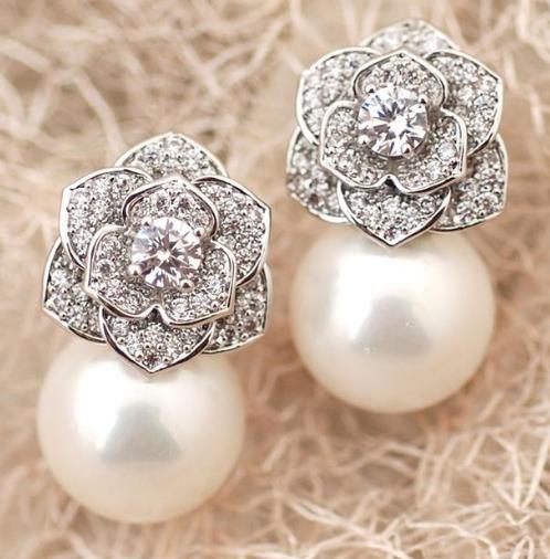 让你时尚一整年的6款耳饰：百搭水晶珍珠耳钉（图）