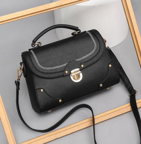 6款让女人提升品位的优质斜跨包：时尚又百搭（图）