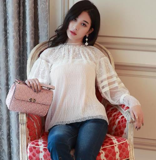 6款一字领衬衫专属名媛气质：彰显妩媚与风情（图）