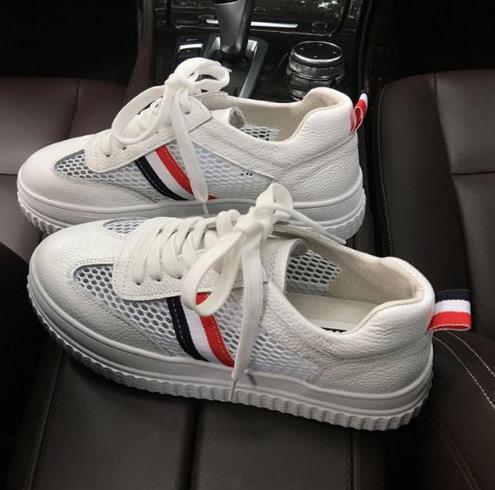 6款显腿长的真皮厚底中跟休闲鞋搭配推荐（图）