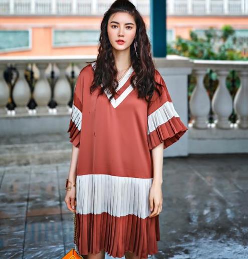 胖mm看过来：超级显瘦遮肉方领衬衫裙推荐（图）