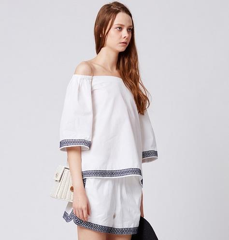 蕾丝背带裙两件套搭配：省时省力两件套推荐（图）