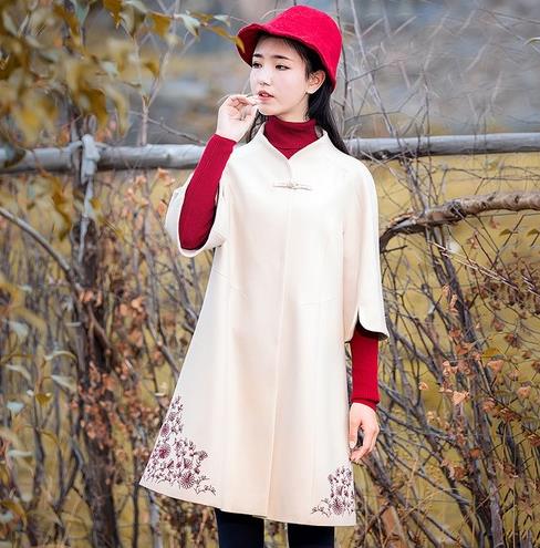 蝙蝠袖毛呢外套怎么搭配:6款外套彰显复古情怀 蝙蝠袖毛呢外套怎么搭配:6款外套彰显复古情怀