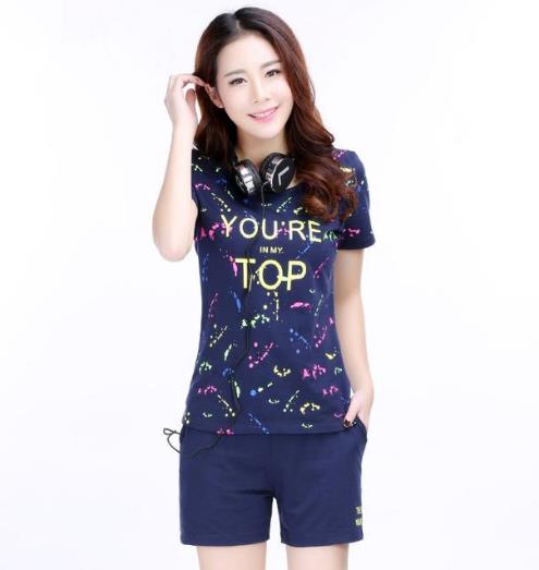 适合小个子的运动时尚休闲套装：显高套装分享（图）