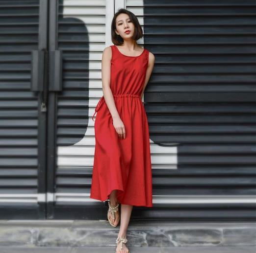 中长款雪纺连衣裙搭配：5款连衣裙搭出清新文艺风