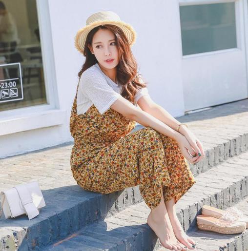 小个子这样搭配蕾丝背心连衣裙才能显高显瘦（图）