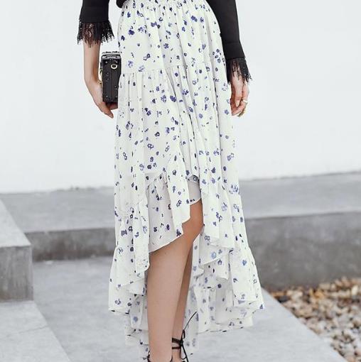 气场女王最爱穿半身裙：黑色蕾丝网纱裙分享（图）