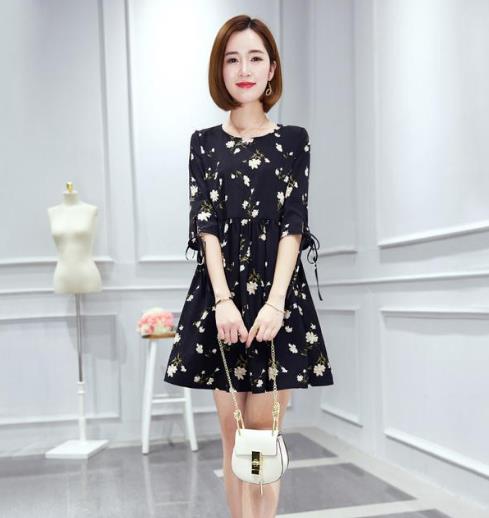 胖MM穿宽松蕾丝连衣裙：显高显瘦连衣裙分享（图）