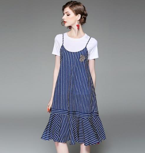 胖MM穿新款宽松印花裙遮肉又显瘦：洋气显气质