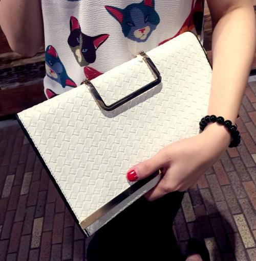 时尚百搭的手拿包：6款手拿包打造时尚大牌范（图）