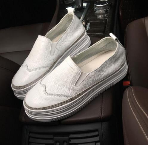 值得推荐入手的6款时尚系带厚底休闲鞋搭配（图）