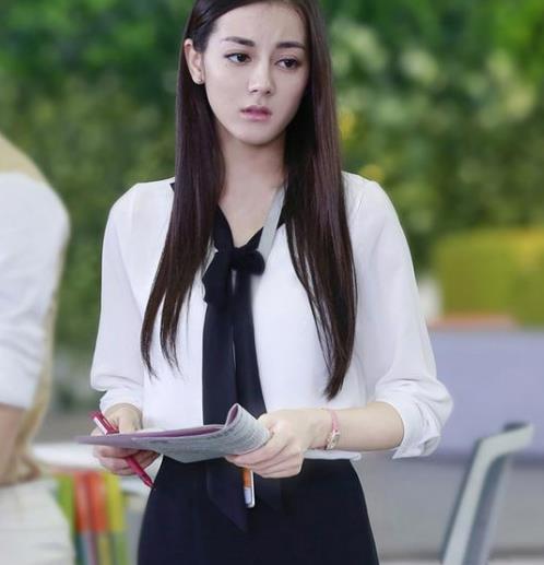 迪丽热巴同款高腰鱼尾包臀裙:清纯又不失性感(图) 迪丽热巴同款高腰鱼尾包臀裙:清纯又不失性感(图)