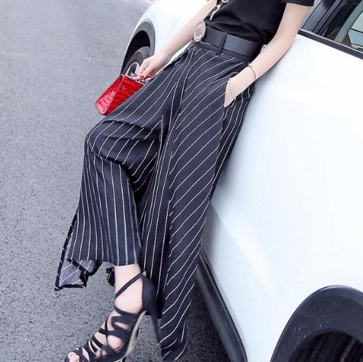 条纹甩裤休闲裙裤搭配:凉爽又时髦休闲裙裤推荐 条纹甩裤休闲裙裤搭配:凉爽又时髦休闲裙裤推荐