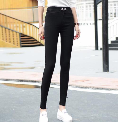 今年最流行高腰显瘦牛仔裤：6款牛仔裤凸显大长腿