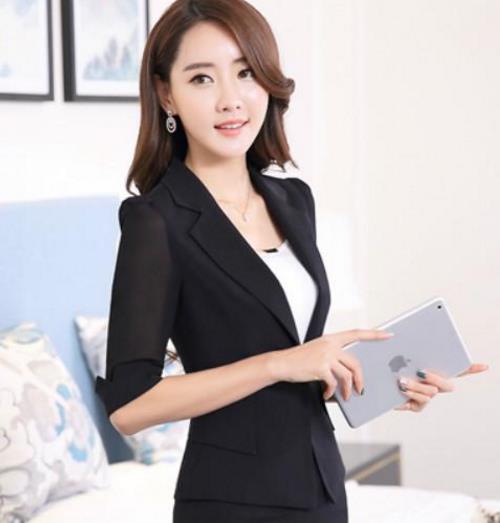 2017新款职业套装：侧开叉高腰职业套装裙推荐（图）