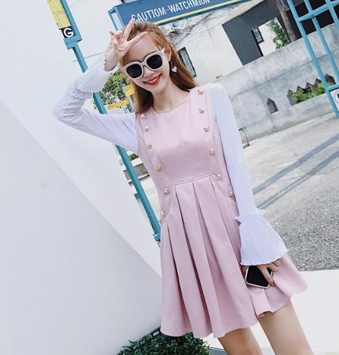 矮个子女生教你如何显高显瘦：修身收腰连衣裙搭配