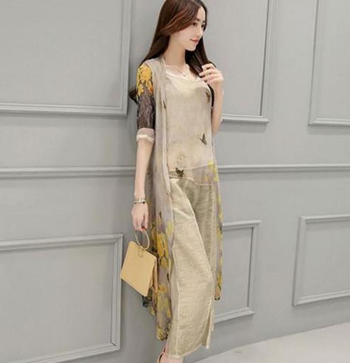 优雅出门就靠女人味爆表的长袖雪纺套装裙（图）