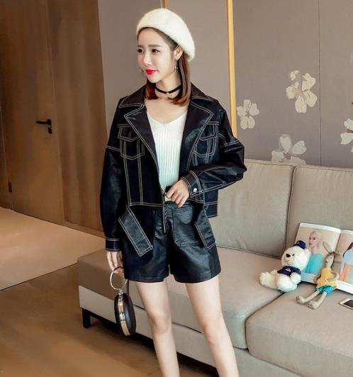 新的视觉时尚皮外套:蝙蝠袖皮质短外套搭配(图) 新的视觉时尚皮外套:蝙蝠袖皮质短外套搭配(图)