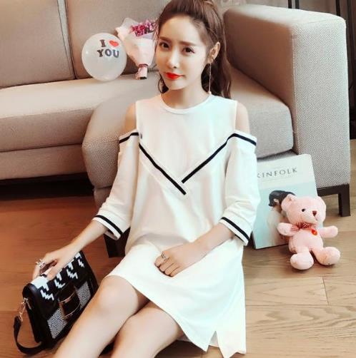 秋季有着几款立领长袖连衣裙搭配就够了（图）