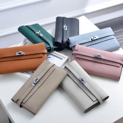 欢乐颂2安迪刘涛同款包包:彰显独特风格(图) 欢乐颂2安迪刘涛同款包包:彰显独特风格(图)