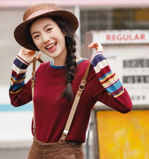 秋冬必备针织衫：木耳边针织衫演绎淑女情怀（图）