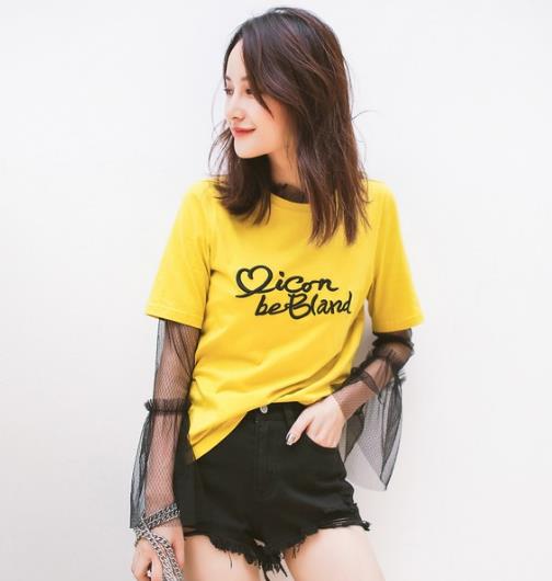 灯笼袖圆领上衣搭配牛仔裤:青春减龄甜美范(图) 灯笼袖圆领上衣搭配牛仔裤:青春减龄甜美范(图)