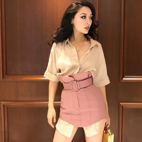 修身牛仔裙套装搭配:时尚套装打造小清新复古风 修身牛仔裙套装搭配:时尚套装打造小清新复古风