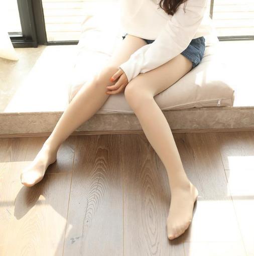 印花打底袜丝袜裤搭配:5款丝袜裤尽显性感女人味 印花打底袜丝袜裤搭配:5款丝袜裤尽显性感女人味