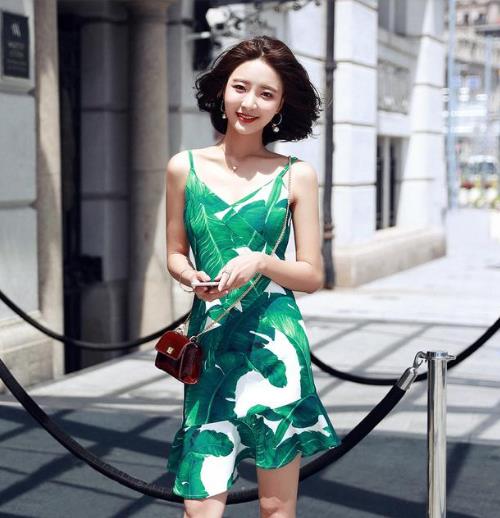 新款时尚连衣裙：6款蕾丝连衣裙穿出女神范（图）