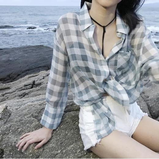 韩范宽松中长款格子衬衫：时尚甜美衬衫推荐（图）