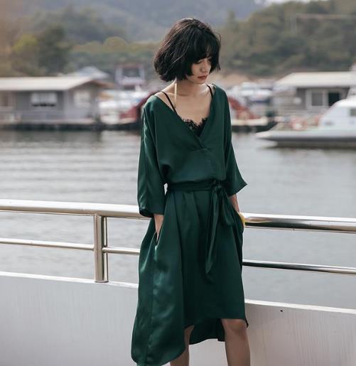 女神爱不释手的连衣裙：6款连衣裙彰显时尚潮流