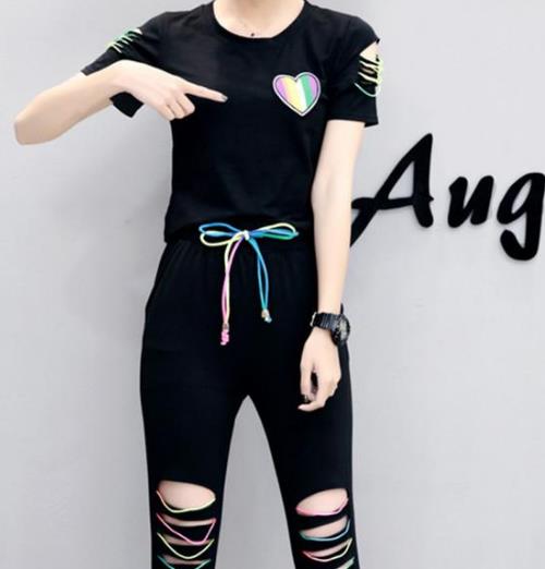 这6款新款时尚拼色两件套让胖MM十足时尚（图）