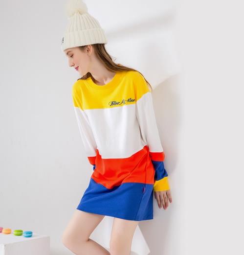 秋款底气十足的中长款收腰连衣裙搭配分享（图）